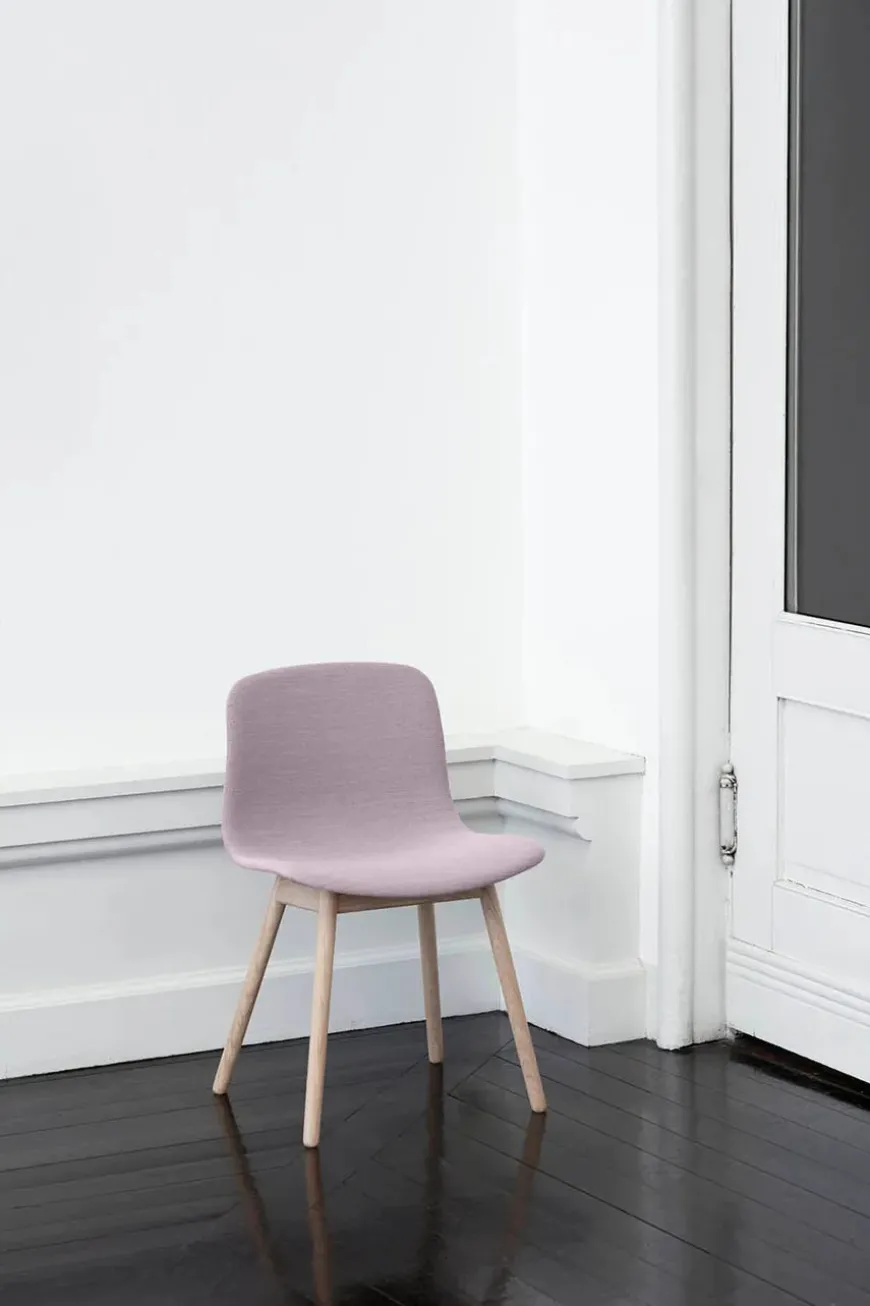 About a Chair AAC13 fra Hay
