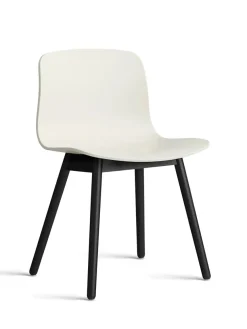 About a Chair AAC13 fra Hay