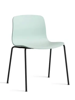 About a Chair AAC17 fra Hay