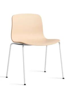 About a Chair AAC17 fra Hay