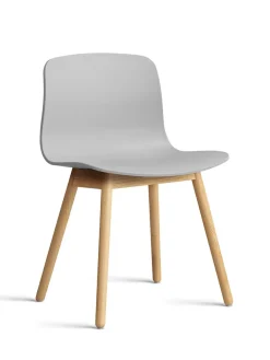 About a Chair AAC12 fra Hay