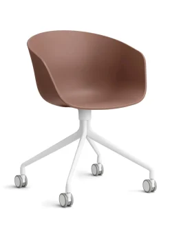 About a Chair AAC52 fra Hay