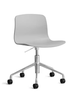 About a Chair AAC51 fra Hay