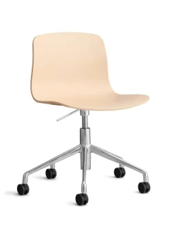 About a Chair AAC51 fra Hay