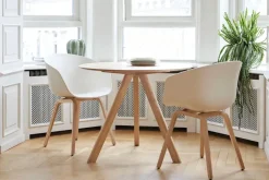 About a Chair AAC23 fra Hay