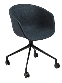 About a Chair AAC20 fra Hay