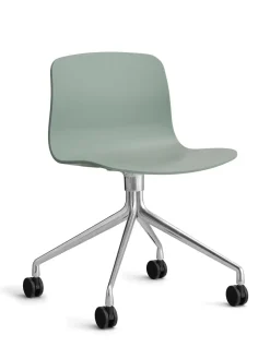 About a Chair AAC10 fra Hay