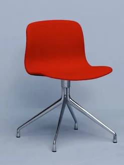 About a Chair AAC10 fra Hay