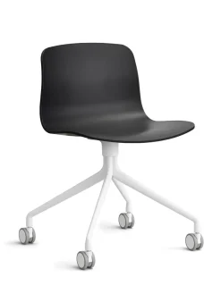 About a Chair AAC10 fra Hay