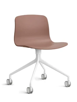 About a Chair AAC10 fra Hay