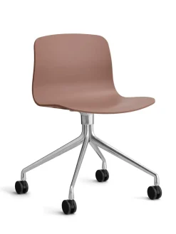 About a Chair AAC10 fra Hay