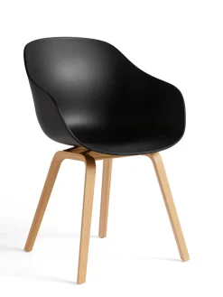 About a Chair AAC155 fra Hay