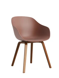 About a Chair AAC155 fra Hay