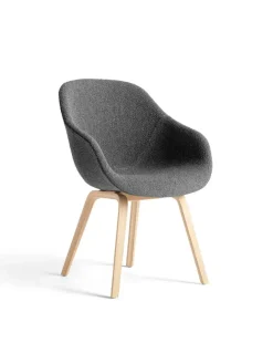 About a Chair AAC155 fra Hay