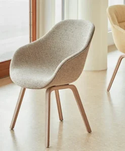 About a Chair AAC155 fra Hay