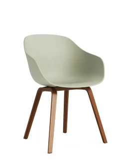 About a Chair AAC155 fra Hay