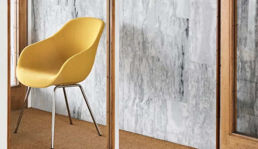 About a Chair AAC123 Soft fra Hay