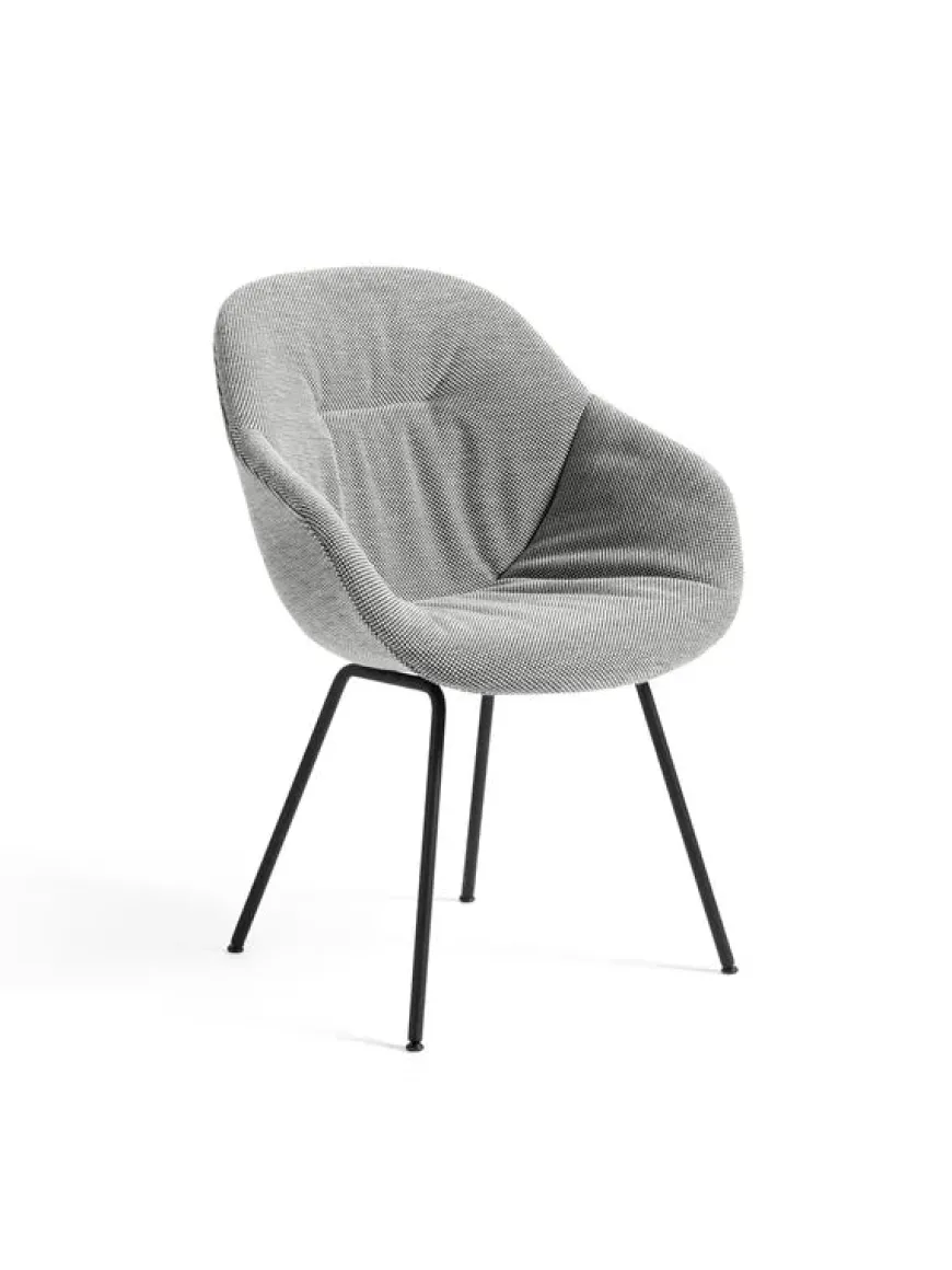 About a Chair AAC123 Soft fra Hay
