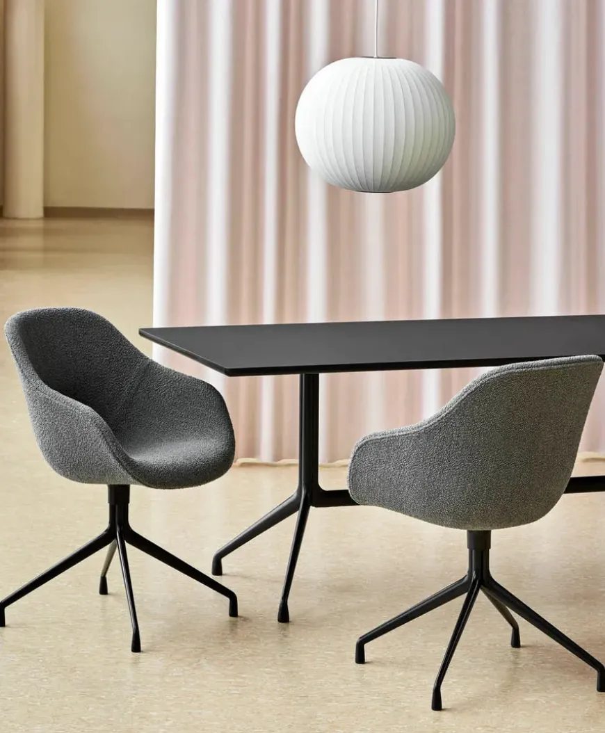 About a Chair AAC123 Soft fra Hay