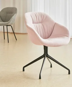 About a Chair AAC155 Soft fra Hay