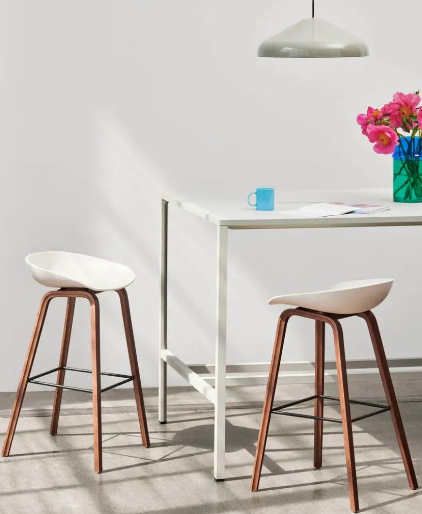 About a Stool AAS33 fra Hay