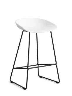 About a Stool AAS39 fra Hay