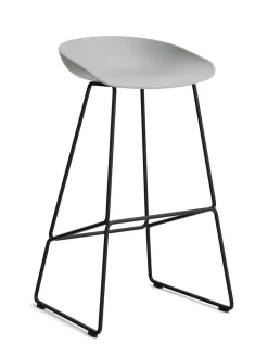 About a Stool AAS39 fra Hay