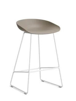 About a Stool AAS39 fra Hay