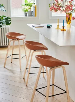 About a Stool AAS32 fra Hay