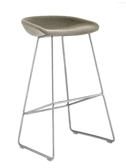 About a Stool AAS38 fra Hay