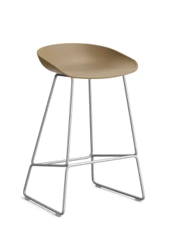 About a Stool AAS38 fra Hay