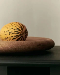 Aged Oak Tray fra Louise Roe