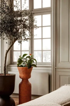 Agnes Plant Stand, low fra Ferm Living