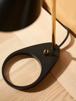 AJ Mini bordlampe fra Louis Poulsen