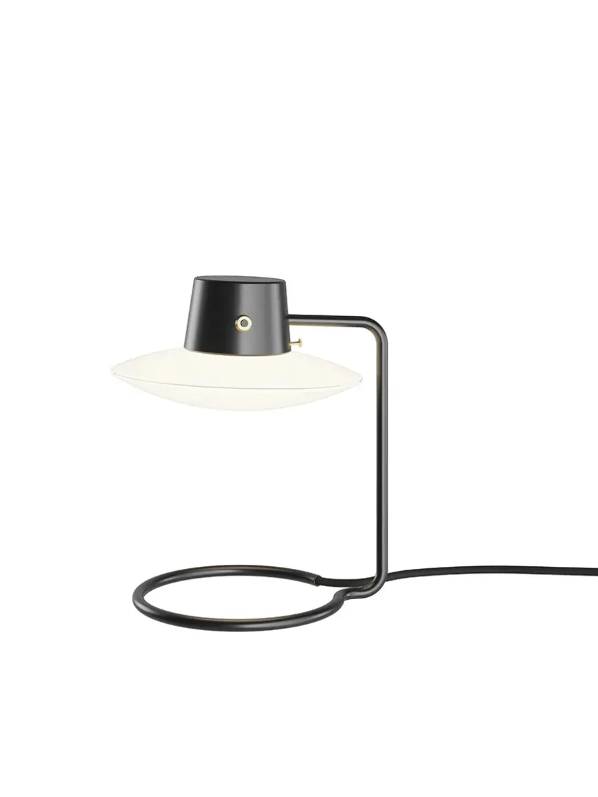 AJ Oxford 410 Bordlampe på pind fra Louis Poulsen