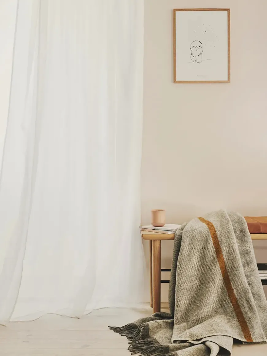 Alrø Plaid, grey shades fra Silkeborg Uldspinderi