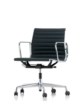 Aluminium Chair EA 117 Kontorstol, sort læder fra Vitra