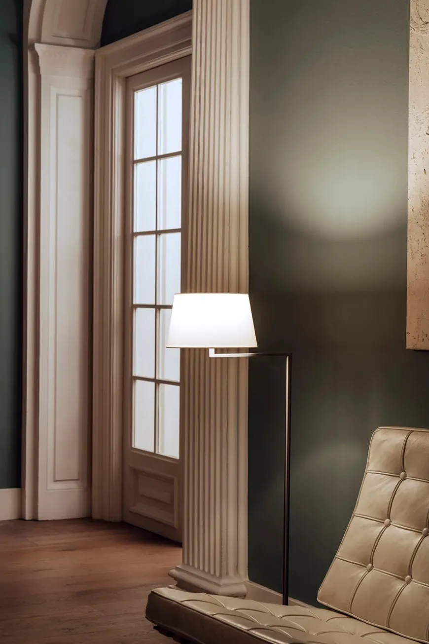 Americana Standerlampe fra Santa and Cole