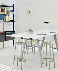 Apex Desk Lamp fra Hay