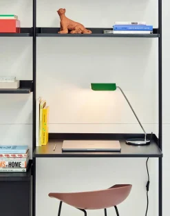 Apex Desk Lamp fra Hay