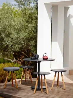 Area Sidebord/fodskammel fra Cane-line