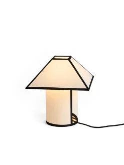 Ava Pyramid Table Lamp fra Hay