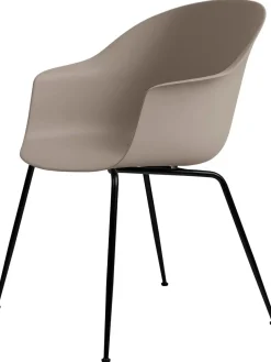 Bat Spisestol, conic base fra GUBI