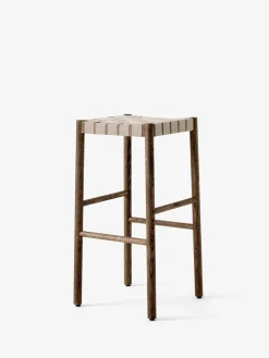 Betty barstol TK7 fra &Tradition