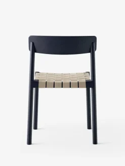 Betty TK1 spisebordsstol fra &Tradition