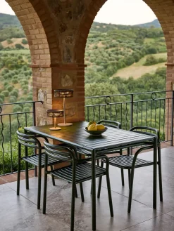 Bliss Dining Table 133x81 cm fra Cane-line