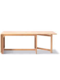 BM 71 Biblioteksbord af Børge Mogensen