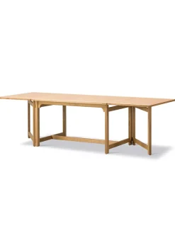 BM 71 Biblioteksbord af Børge Mogensen