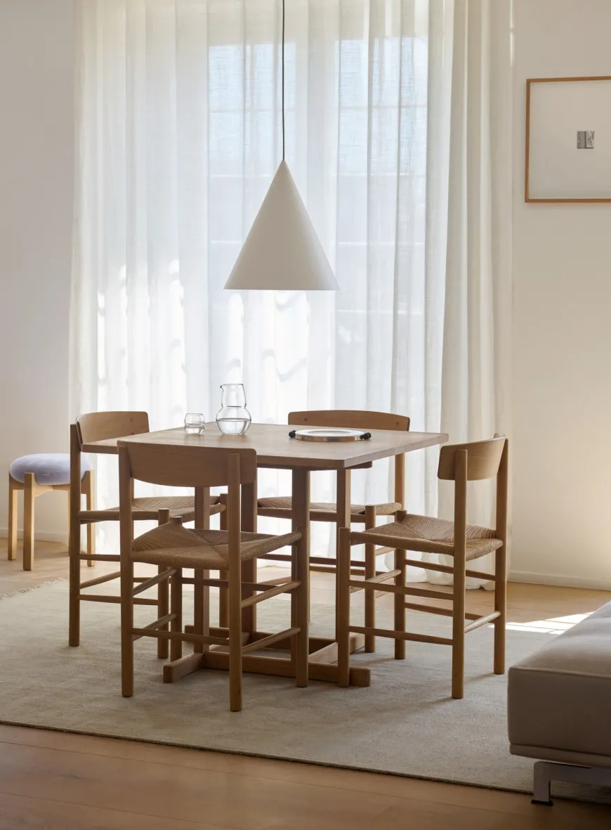 BM80 Shaker spisebord, rundt af Børge Mogensen