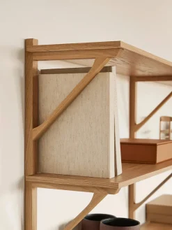 BM29 Shelf, model 2921 af Børge Mogensen